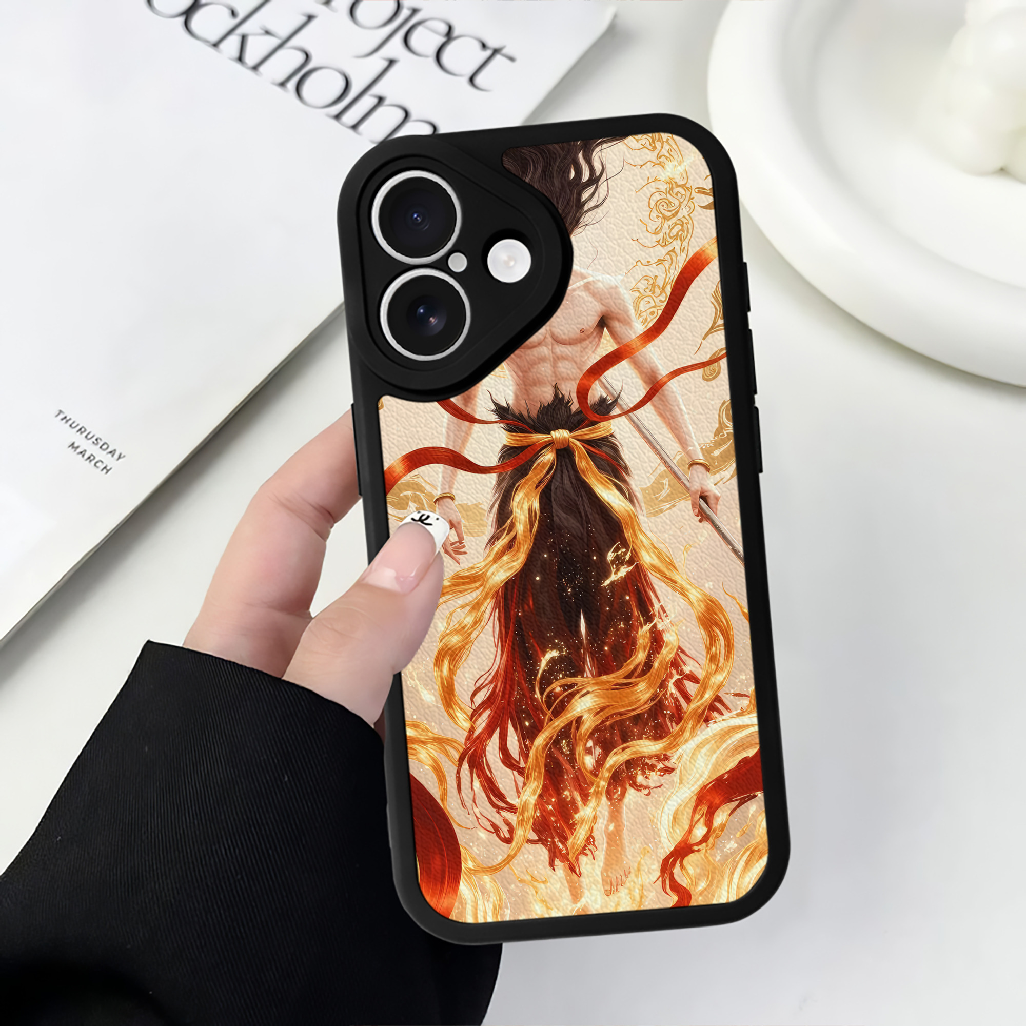 （画像用） Ne Zha 2 ナタ 魔童の大暴れ 【iPhone 16シリーズ対応】シリコンスマホケース（レザー調） 材質：シリコン